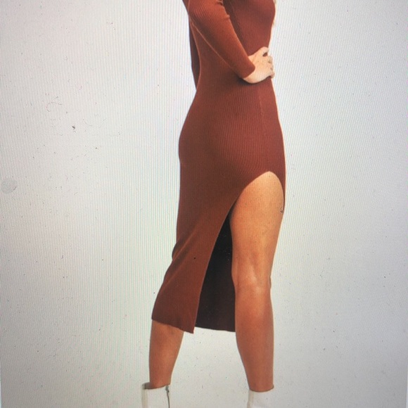 Long sleeve midi knit dress with high slit - Picture 5 of 6